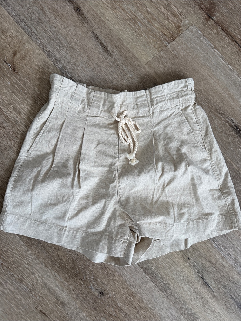 Madewell Cream Paperbag Waist Linen-Blend Shorts